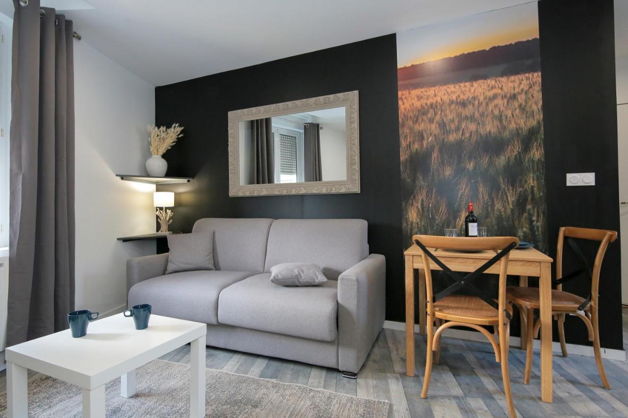 Apartment Les Champs, T2 Hypercentre Chic Et Cosy Wifi Par Sovalfi