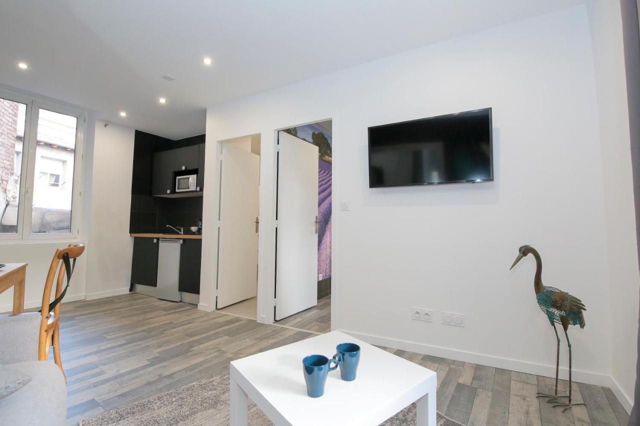 Les Champs, T2 Hypercentre Chic Et Cosy Wifi Par Sovalfi * Saint-Etienne (Loire)