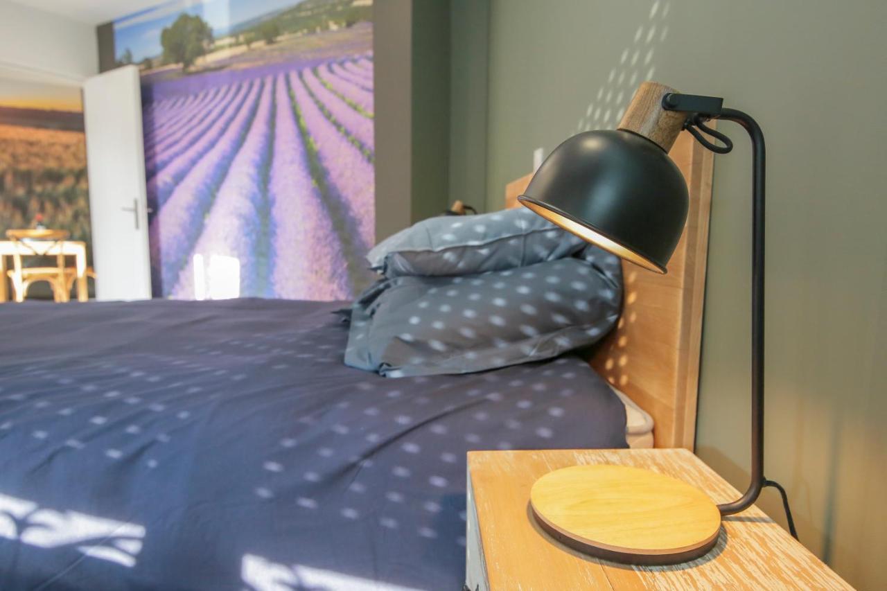 Les Champs, T2 Hypercentre Chic Et Cosy Wifi Par Sovalfi * Saint-Etienne (Loire)